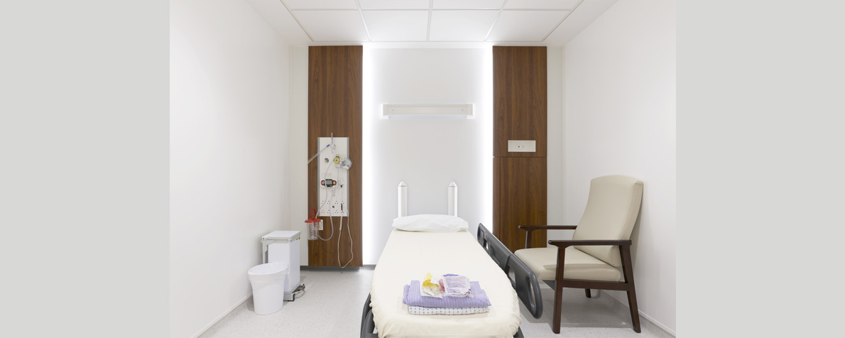 LSI Architects: endoscopy patient bay at the Parkside Hospital