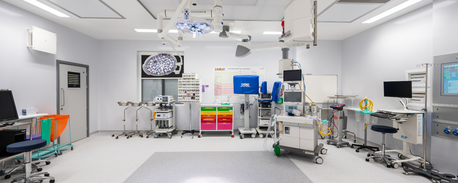 LSI-Architects-NNUH-Jenny-Lind-Paediatrics-Theatre-Complex