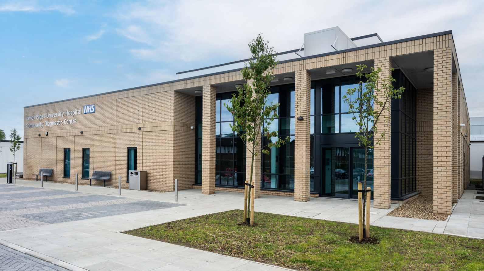 LSI-Architects-JPUH-Community-Diagnostic-Centre-External